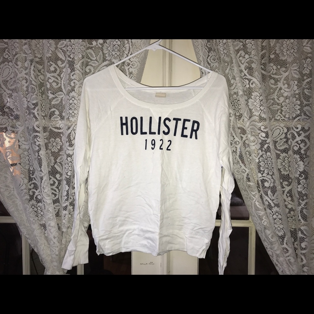 Hollister white long sleeve (S)
